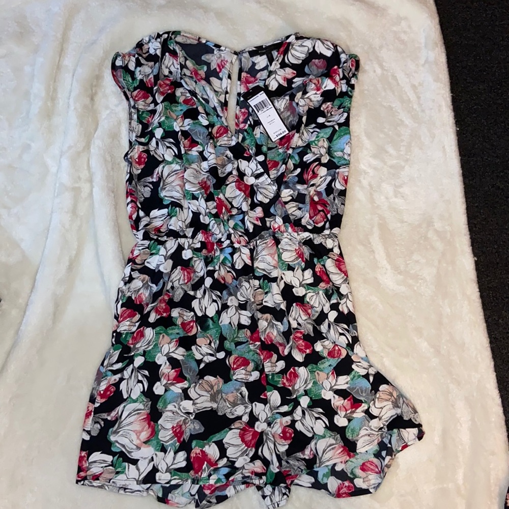 Women’s BCBG Maxazria floral print romper